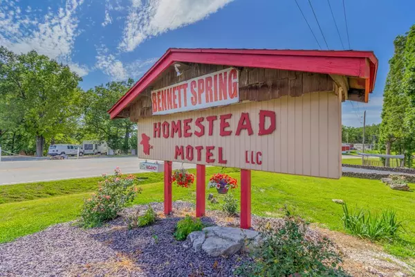 11451 HWY 64, Lebanon, MO 65536
