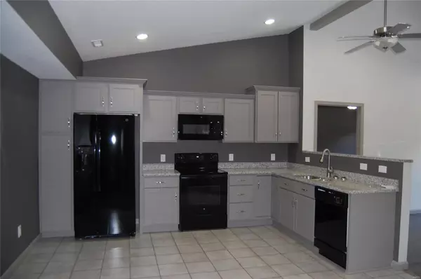 Poplar Bluff, MO 63901,114 Mayson LN