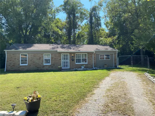5433 Nelson AVE, Centreville, IL 62207