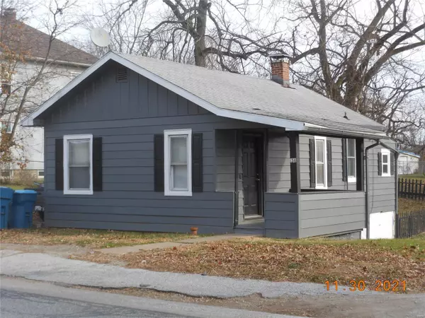Alton, IL 62002,134 E Elm ST