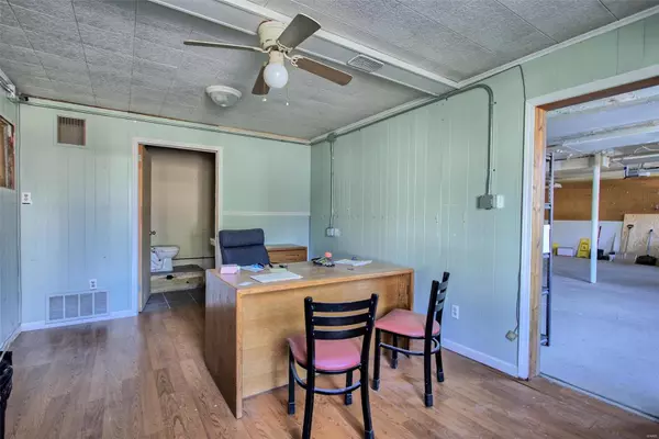 Marine, IL 62061,150 N Duncan ST N