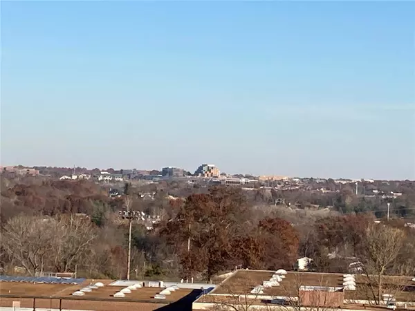 Manchester, MO 63011,4 Topwood