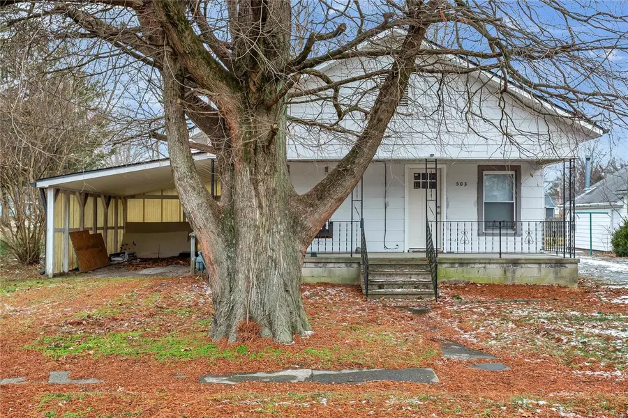 503 S Mcleansboro ST, Benton, IL 62812