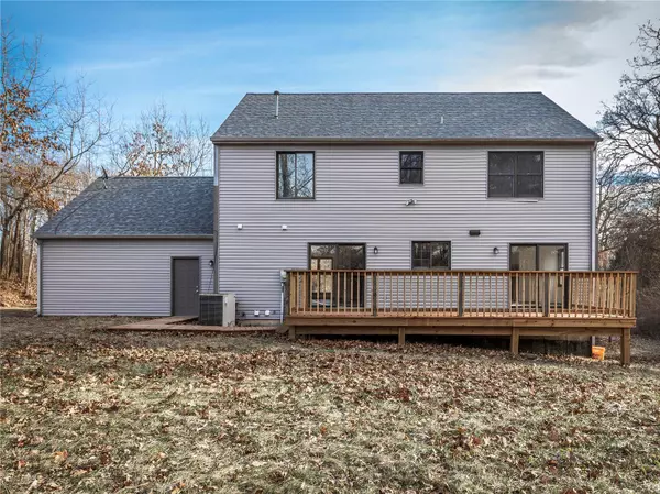 Glen Carbon, IL 62034,6589 Oak Hill Manor