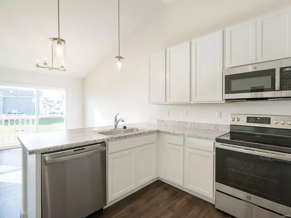 Wentzville, MO 63385,126 Prairie Wind DR