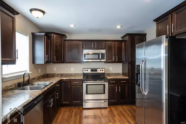 St Robert, MO 65584,103 Iron CT