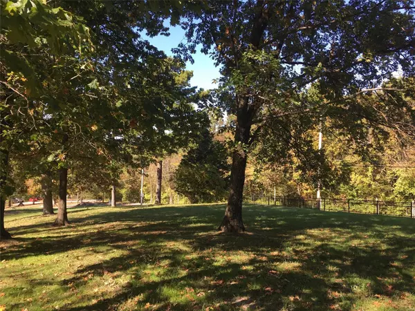 Sunset Hills, MO 63127,12830 Weber Hill RD