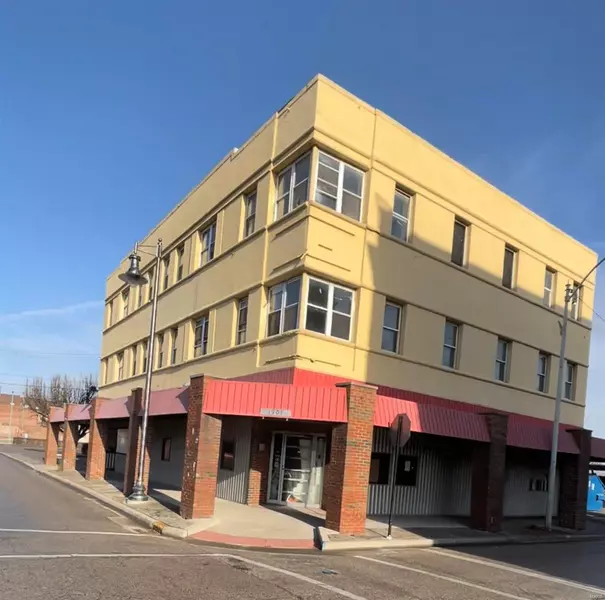 1901 State ST, Granite City, IL 62040