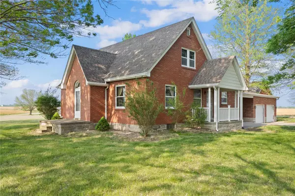 7404 State Route 4, Worden, IL 62097