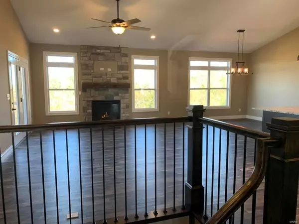 Washington, MO 63090,221 Valley Brook CT #15