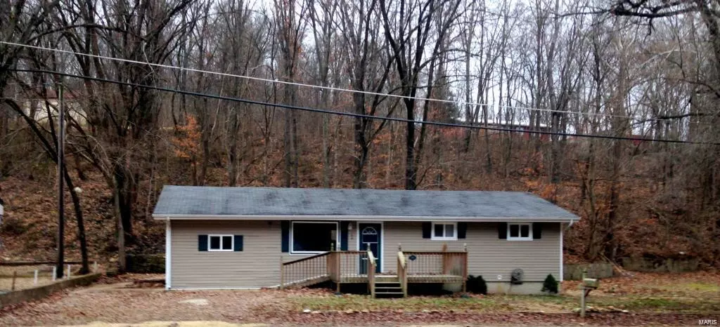 100 State Route T, Newburg, MO 65550