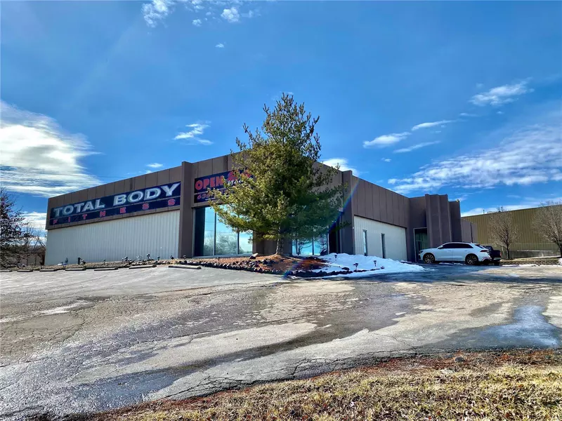 1506 W Parkway, Festus, MO 63028