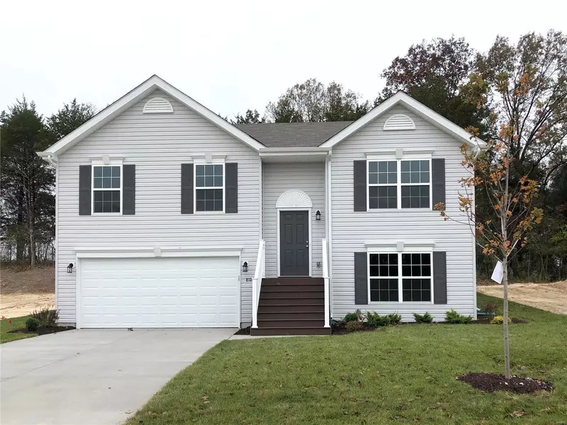 8241 O'Brien DR, Cedar Hill, MO 63016