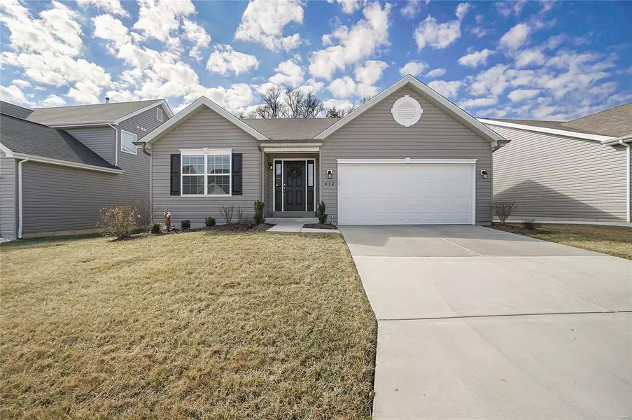 432 Timber Valley TRL, Fenton, MO 63026