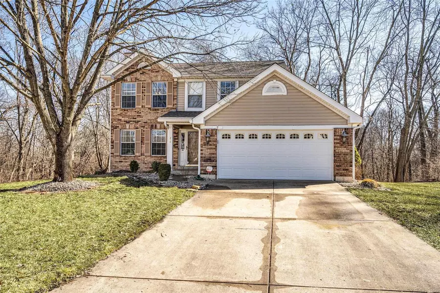 210 Sheffield CT, Fairview Heights, IL 62208
