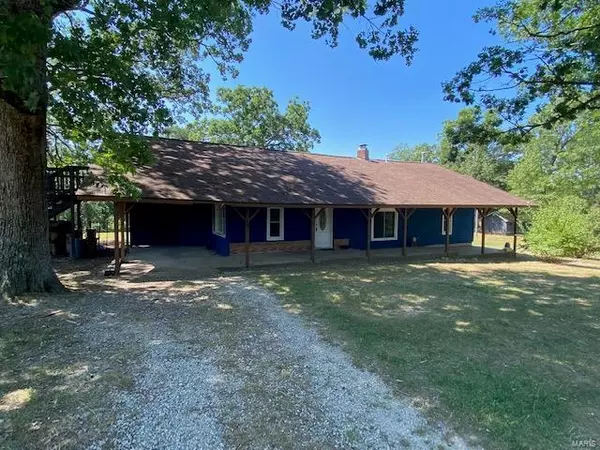 1594 Pine Crest Drive,  Summersville,  MO 65571