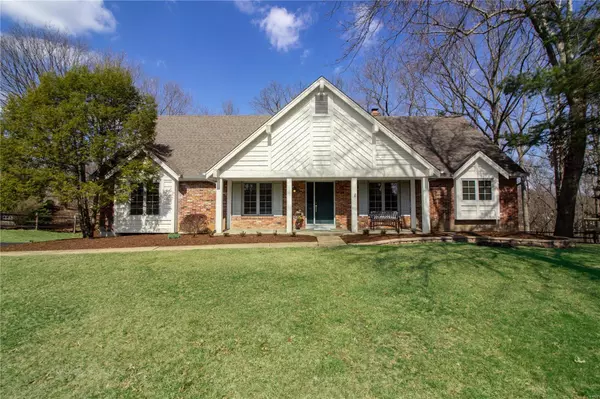 1927 Berthoud Pass, Wildwood, MO 63011