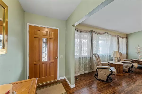 Florissant, MO 63033,2750 N Waterford