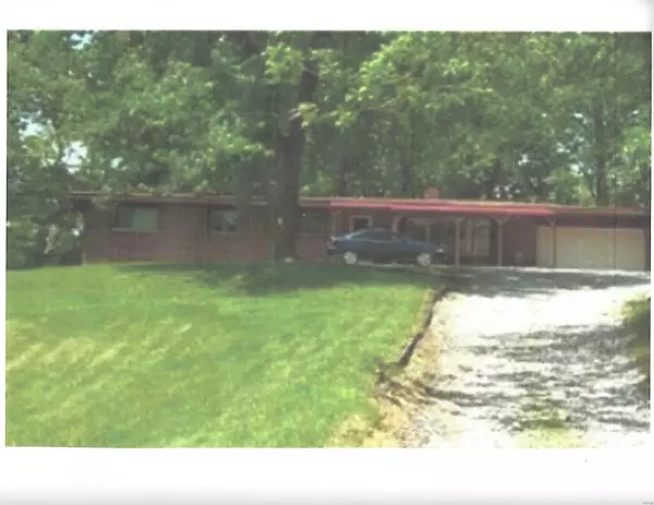 1227 Teson RD,  Hazelwood,  MO 63042