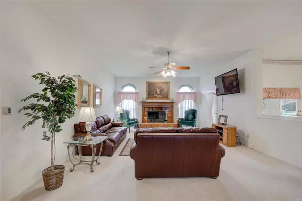 Florissant, MO 63034,4381 Margaret Ridge DR