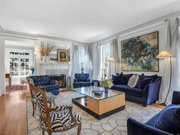 Clayton, MO 63105,12 Southmoor DR