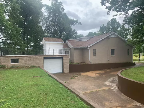 Poplar Bluff, MO 63901,3609 S Westwood Blvd