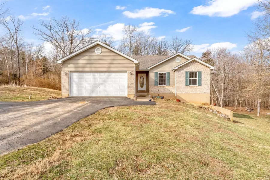 10380 Whispering Hills Dr., Blackwell, MO 63626