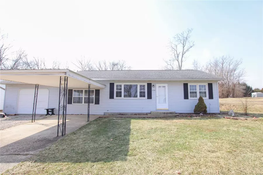 1794 Elmont RD, Sullivan, MO 63080