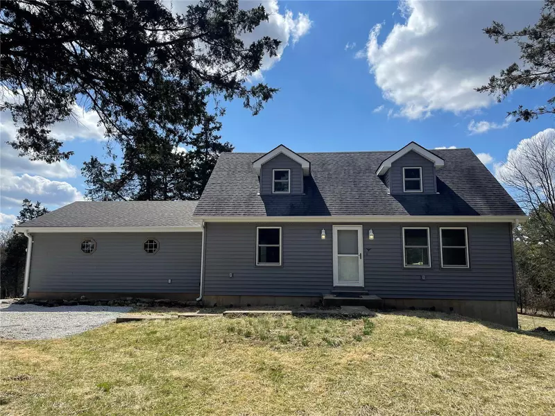 5520 E Calvey CIR, Catawissa, MO 63015