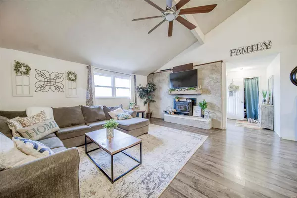 Salem, MO 65560,3714 Highway F