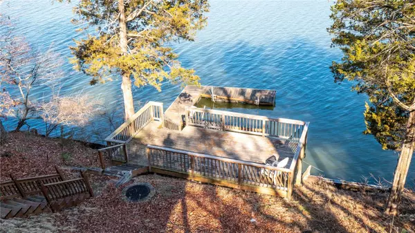 Owensville, MO 65066,1627 LAKESHORE DR