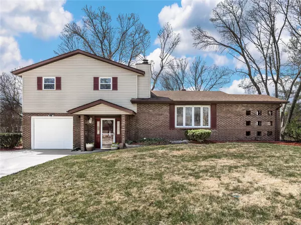 424 Chapel DR, Collinsville, IL 62234