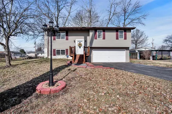 Granite City, IL 62040,1068 Saint Thomas RD