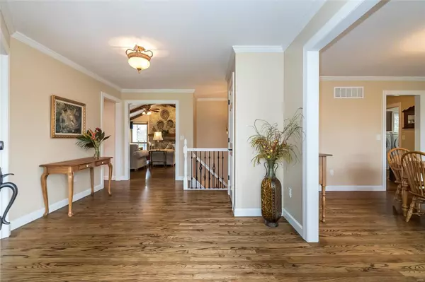 Chesterfield, MO 63005,16365 Wilson Farm
