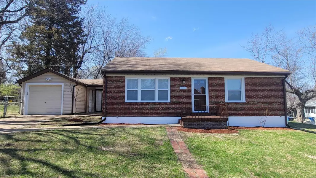 6334 Albertine AVE, St Louis, MO 63136