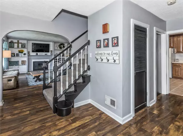 Wood River, IL 62095,519 George ST