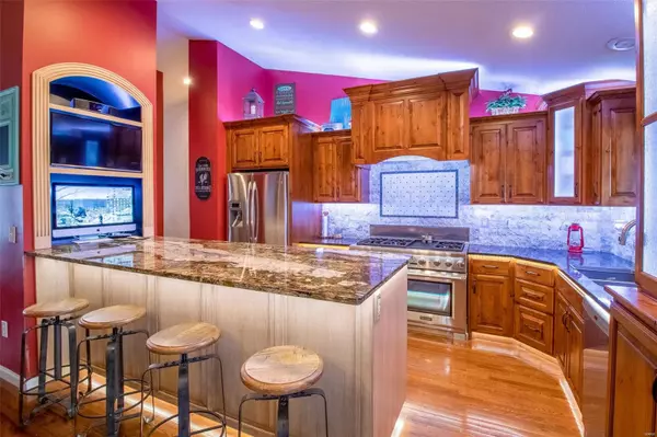 Ballwin, MO 63021,516 Woodlyn Crossing