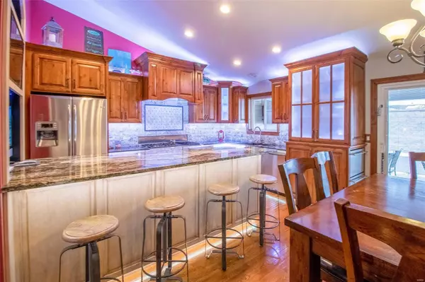 Ballwin, MO 63021,516 Woodlyn Crossing