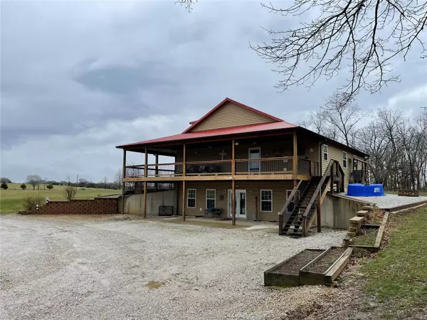 Paris, MO 65275,18269 Monroe Road 709 E