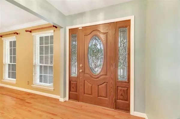Ballwin, MO 63021,573 Oak Leaf Manor CT