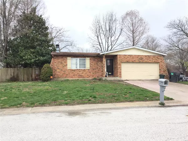 Cahokia, IL 62206,1990 Oak Tree LN