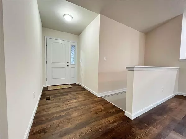 Warrenton, MO 63383,45 Hawthorn Hills DR