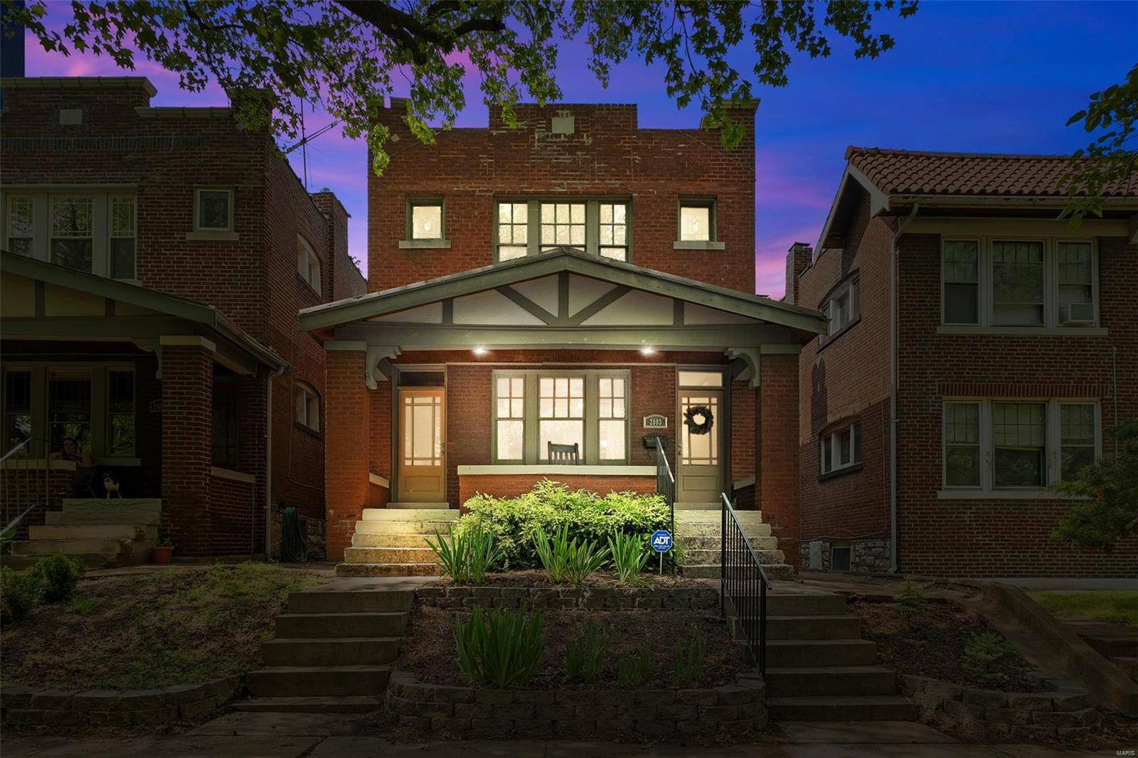 2003 Maury AVE,  St Louis,  MO 63110