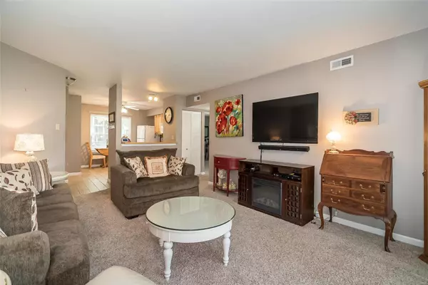 St Peters, MO 63376,644 Sugar Trail CT