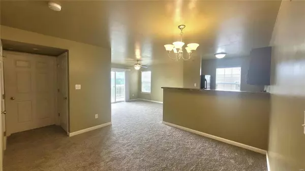 St Peters, MO 63376,1223 Saravalle DR