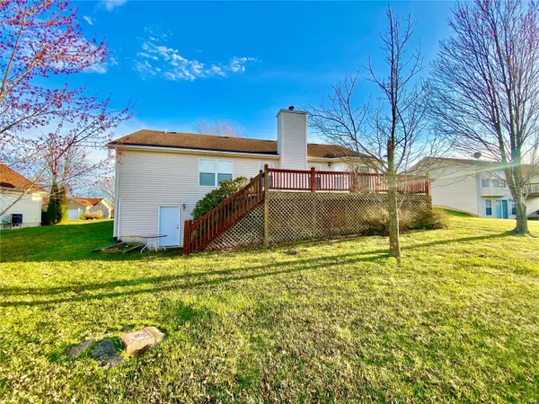 Warrenton, MO 63383,904 Worthington DR