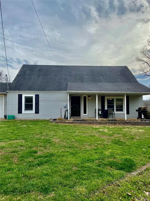 Richland, MO 65556,501 N Acre DR