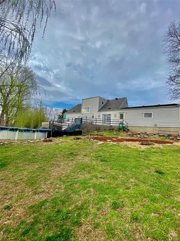 Richland, MO 65556,501 N Acre DR