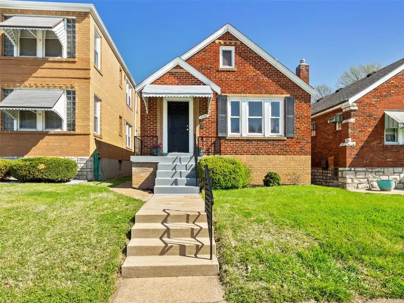5745 Devonshire AVE, St Louis, MO 63109