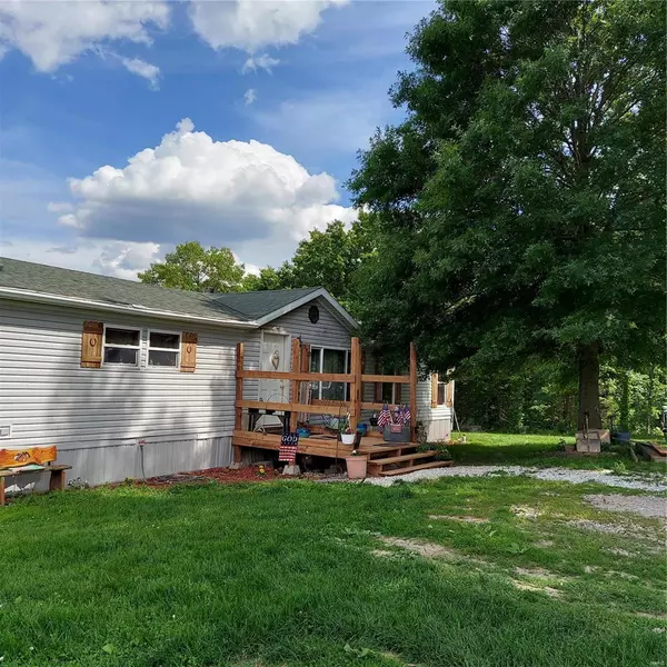 400 Trail Ridge CT, Troy, MO 63379